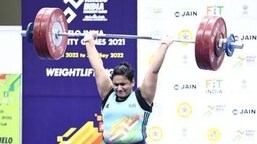 Meet the daughter of an auto driver who now has two national records to her name in heavy weightlifting.