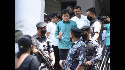 Somaiya’s petition, filed through advocate Vivekananda Gupta, states that he was “brutally attacked by the workers of a political party, namely Shiv Sena (HT PHOTO) Somaiya’s petition, filed through advocate Vivekananda Gupta, states that he was “brutally attacked by the workers of a political party, namely Shiv Sena (HT PHOTO)
