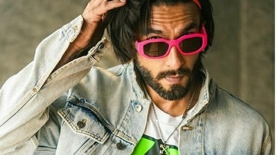Ranveer Singh regularly shares his offbeat and funky looks from various shoots and appearances. 