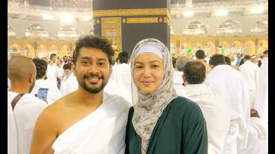 Gauahar Khan and Zaid Dardar travelled to Mecca for the first time post marriage (Photo:Instagram)
