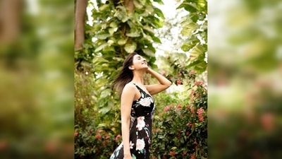 Sharing a slew of photos, Vaani Kapoor captioned her post, "Give me light and some butterflies." (Instagram/@_vaanikapoor_) Sharing a slew of photos, Vaani Kapoor captioned her post, "Give me light and some butterflies." (Instagram/@_vaanikapoor_)