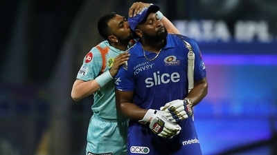 Fans witnessed an impressive duel between former MI teammates Krunal Pandya and Kieron Pollard (IPL) Fans witnessed an impressive duel between former MI teammates Krunal Pandya and Kieron Pollard (IPL)