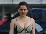 Kangana Ranaut arrives in a helicopter to attend a promotional event for her upcoming movie Dhaakad in Mumbai.(AFP) Kangana Ranaut arrives in a helicopter to attend a promotional event for her upcoming movie Dhaakad in Mumbai.(AFP)