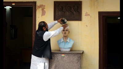 President of the Shaheed Sukhdev Thapar Memorial Trust Ashok Thapar stated that over a year has elapsed after the authorities approved the project to acquire around 40 square yards of land to provide a direct approach to the ancestral house from Chaura Bazar area. But, it is still hanging fire. (HT File)
