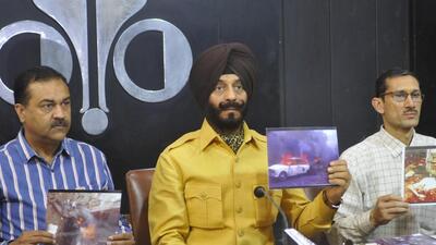 All-India Anti-Terrorist Front chief Maninderjeet Singh Bitta addressing a press conference in Chandigarh. (Keshav Singh/HT)