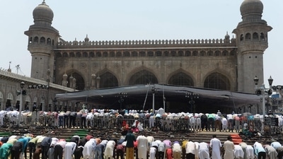 Eid-al-Fitr is likely to be observed on May 1, 2022 in Saudi Arabia and other Gulf and western countries and on May 2, 2022 in India and other South Asian countries. This will mark the beginning of the new Islamic month known as Shawwal. (AFP) Eid-al-Fitr is likely to be observed on May 1, 2022 in Saudi Arabia and other Gulf and western countries and on May 2, 2022 in India and other South Asian countries. This will mark the beginning of the new Islamic month known as Shawwal. (AFP)