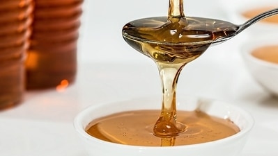 Honey: It is best to scrap unnecessary fat as it is drying and hot in nature. You should never have it in hot water. Lukewarm water is perfect. (Pixabay)