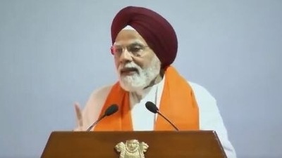 PM Modi on Friday addressed a Sikh delegation at his residence in New Delhi.&nbsp;