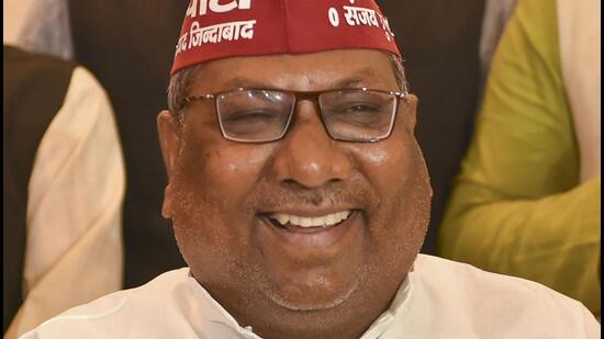 Nishad party president and Uttar Pradesh minister Sanjay Nishad said Hindustan is not a place for those who do not speak Hindi. (PTI)