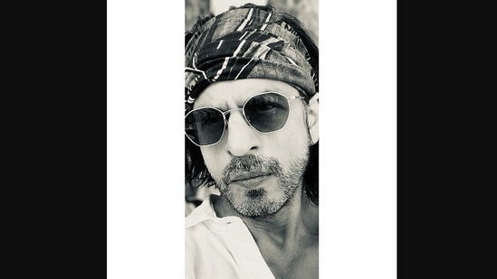 The Twitter user tagged Shah Rukh Khan in the post that has now gone viral.(Instagram/@iamsrk)