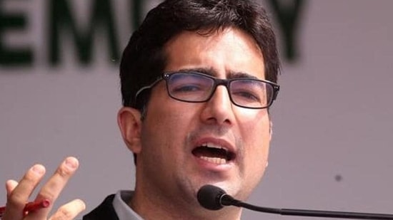 Faesal has now been allowed to join the government service and his name figures at serial number 35 on the list of IAS officers in J&amp;K.(Reuters file photo)
