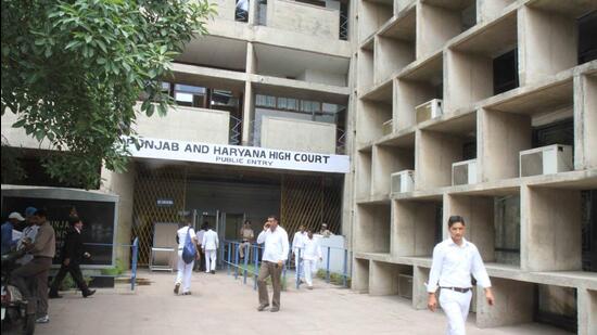 Punjab and Haryana high court awards <span class='webrupee'>₹</span>20.84 lakh compensation to family of sacrilege case accused killed in Nabha jail Punjab and Haryana high court awards <span class='webrupee'>₹</span>20.84 lakh compensation to family of sacrilege case accused killed in Nabha jail