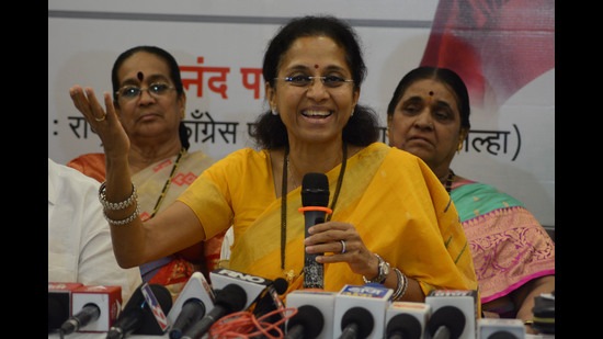NCP MP Supriya Sule during her interaction with the media in Thane on Friday. Inflation was not restricted to Maharashtra alone but also impacts the entire country, she said while speaking on a variety of issues. (PRAFUL GANGURDE/HT PHOTO)