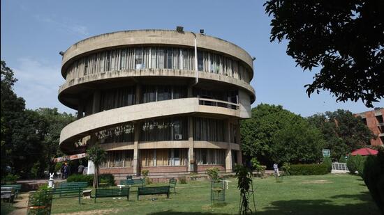 Panjab University bans protests outside V-C office, Student Centre ...