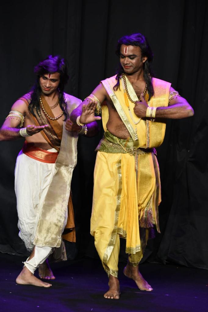 Katha Siya-Ram Ki by Padma Vibhushan awardee and Rajya Sabha MP Sonal Mansingh will be the inaugural presentation which will be followed by the evolutionary cycle from the Indic lore Dashavatara presented by the repertory group of Kamakhya Kalapeeth, CIDC, on the second day. Katha Siya-Ram Ki by Padma Vibhushan awardee and Rajya Sabha MP Sonal Mansingh will be the inaugural presentation which will be followed by the evolutionary cycle from the Indic lore Dashavatara presented by the repertory group of Kamakhya Kalapeeth, CIDC, on the second day.