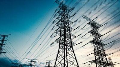 With Ludhiana witnessing two to three power outages a day, residents are having a tough time going about their routine in the scorching summer heat. (Representative Image/HT File) With Ludhiana witnessing two to three power outages a day, residents are having a tough time going about their routine in the scorching summer heat. (Representative Image/HT File)