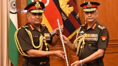 General Manoj Pande takes over as the 29th #COAS of Indian Army from General MM Naravane. (Credit: ADG PI - INDIAN ARMY) (@adgpi) General Manoj Pande takes over as the 29th #COAS of Indian Army from General MM Naravane. (Credit: ADG PI - INDIAN ARMY) (@adgpi)