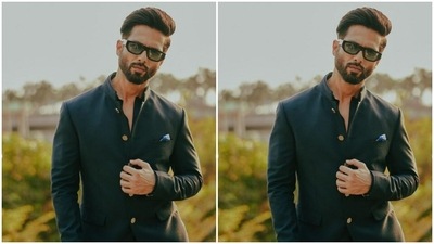 “Mainu suit suit karda,” Shahid borrowed a line from the song Suit suit by Guru Randhawa and captioned his pictures. His Jersey co-star Mrunal Thakur dropped by in the comment section to agree with him - “Ofcourse,” she wrote. (Instagram/@shahidkapoor)