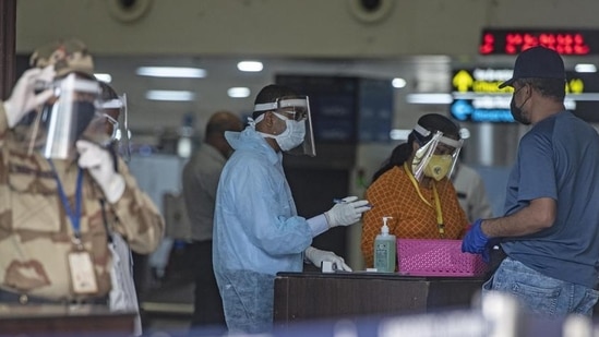 Karnataka govt orders surveillance measures for Japan, Thailand arrivals (HT FILE PHOTO)