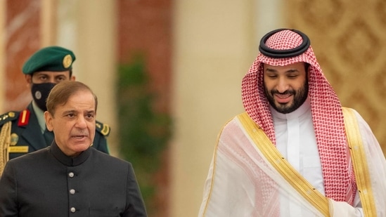 Saudi Crown Prince Mohammed bin Salman meets Pakistan's Prime Minister Shehbaz Sharif upon his arrival in Jeddah, Saudi Arabia, on April 29, 2022.&nbsp;(via Reuters)