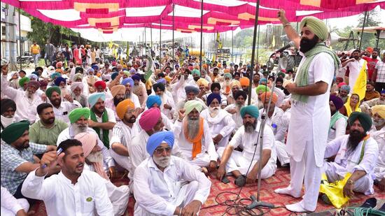 The decision was taken during a meeting of over 20 farmer unions held in Bhai Randhir Singh Nagar in Ludhiana on Saturday. (HT File Photo) The decision was taken during a meeting of over 20 farmer unions held in Bhai Randhir Singh Nagar in Ludhiana on Saturday. (HT File Photo)