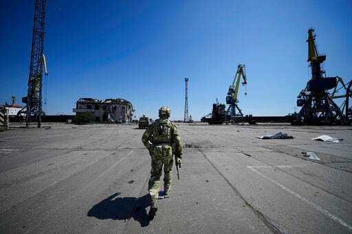 The war in Ukraine creates a vicious cycle of disruption of global supply chains, which in turn affects the prices of energy and essential commodities as well as their domestic pricing strategies and export policies.(AP) The war in Ukraine creates a vicious cycle of disruption of global supply chains, which in turn affects the prices of energy and essential commodities as well as their domestic pricing strategies and export policies.(AP)
