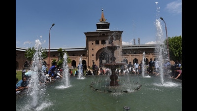 The Jamia Masjid managing body said that authorities do not want Eid prayers to be held even at Jamia Masjid after disallowing it at Eidgah due to public fear. (HT File) The Jamia Masjid managing body said that authorities do not want Eid prayers to be held even at Jamia Masjid after disallowing it at Eidgah due to public fear. (HT File)