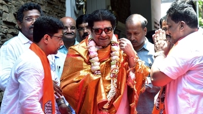 MNS chief Raj Thackeray meets with the party supporters outside his residence 'Shivtirth' before leaving for Aurangabad. (ANI ) MNS chief Raj Thackeray meets with the party supporters outside his residence 'Shivtirth' before leaving for Aurangabad. (ANI )