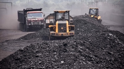 Ranchi: Labourers carry coal onto goods train at Ashoka Coal Mines in Peeparwar, amid a power crisis due to shortage of coal, about 70 Kms from Ranchi, Saturday, April 30, 2022. (PTI Photo)
(PTI04_30_2022_000180B) (PTI) Ranchi: Labourers carry coal onto goods train at Ashoka Coal Mines in Peeparwar, amid a power crisis due to shortage of coal, about 70 Kms from Ranchi, Saturday, April 30, 2022. (PTI Photo)
(PTI04_30_2022_000180B) (PTI)