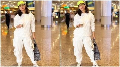 On Sunday, Hina took to her Instagram page to post several pictures from the airport. They showed the star getting pictures clicked inside the terminal while sipping her cup of coffee and flashing her pretty smile. (Instagram/@realhinakhan) On Sunday, Hina took to her Instagram page to post several pictures from the airport. They showed the star getting pictures clicked inside the terminal while sipping her cup of coffee and flashing her pretty smile. (Instagram/@realhinakhan)