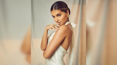 Tara Sutaria's hair was parted in the middle and pulled back for a sleek low bun. (Instagram/@tarasutaria)