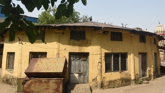Hindu College functioned from 1908 to 1953 in Kashmere Gate at a property then owned by one of the trustees RB Lala Sultan Singh, which originally belonged to Colonel James Skinner.(Sanchit Khanna/ Hindustan Times)