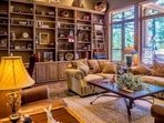 Home interior decor tips: 5 elements to add character to your space&nbsp;