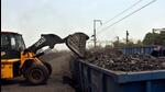 Coal being loaded in good train amid a power crisis due to shortage of coal, at Rai Coal mines in Piparwar on Friday. (ANI) Coal being loaded in good train amid a power crisis due to shortage of coal, at Rai Coal mines in Piparwar on Friday. (ANI)
