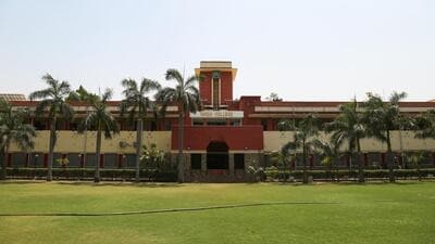 The Hindu College hostel hosted several revolutionaries, including Chandrashekhar Azad, thanks to then hostel warden and professor NK Nigam. (Sanchit Khanna/HT PHOTO) The Hindu College hostel hosted several revolutionaries, including Chandrashekhar Azad, thanks to then hostel warden and professor NK Nigam. (Sanchit Khanna/HT PHOTO)