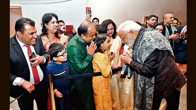 Prime Minister Narendra Modi receives a warm welcome from the Indian diaspora, in Berlin. (PIB) Prime Minister Narendra Modi receives a warm welcome from the Indian diaspora, in Berlin. (PIB)