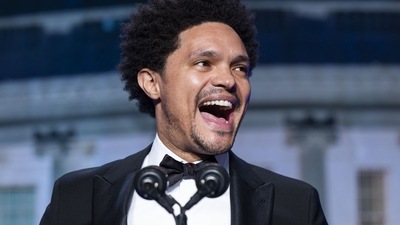 Trevor Noah, host of "The Daily Show" on Comedy Central, speaks during the White House Correspondents' Association (WHCA) dinner in Washington, D.C.. (Bloomberg) Trevor Noah, host of "The Daily Show" on Comedy Central, speaks during the White House Correspondents' Association (WHCA) dinner in Washington, D.C.. (Bloomberg)
