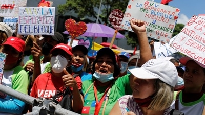 Supporters of Venezuela's President Nicolas Maduro participate in the celebration of the commemorate May Day in Caracas, Venezuela. (REUTERS)