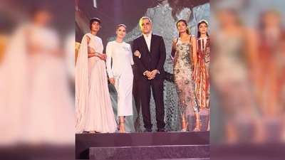 As glamorous as the dress looked, it is also very breathable featuring silver sequins work and comes in full sleeves with a round neck. (Instagram/@egupta) As glamorous as the dress looked, it is also very breathable featuring silver sequins work and comes in full sleeves with a round neck. (Instagram/@egupta)