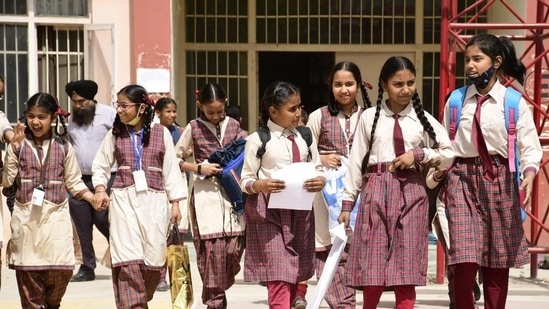 More than five states, including Haryana and Punjab, have either announced early summer vacations in schools or changed their timings in view of the sweltering heatwave. (Harsimar Pal Singh/HT)