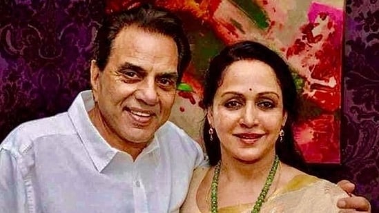 Dharmendra with wife Hema Malini.&nbsp;