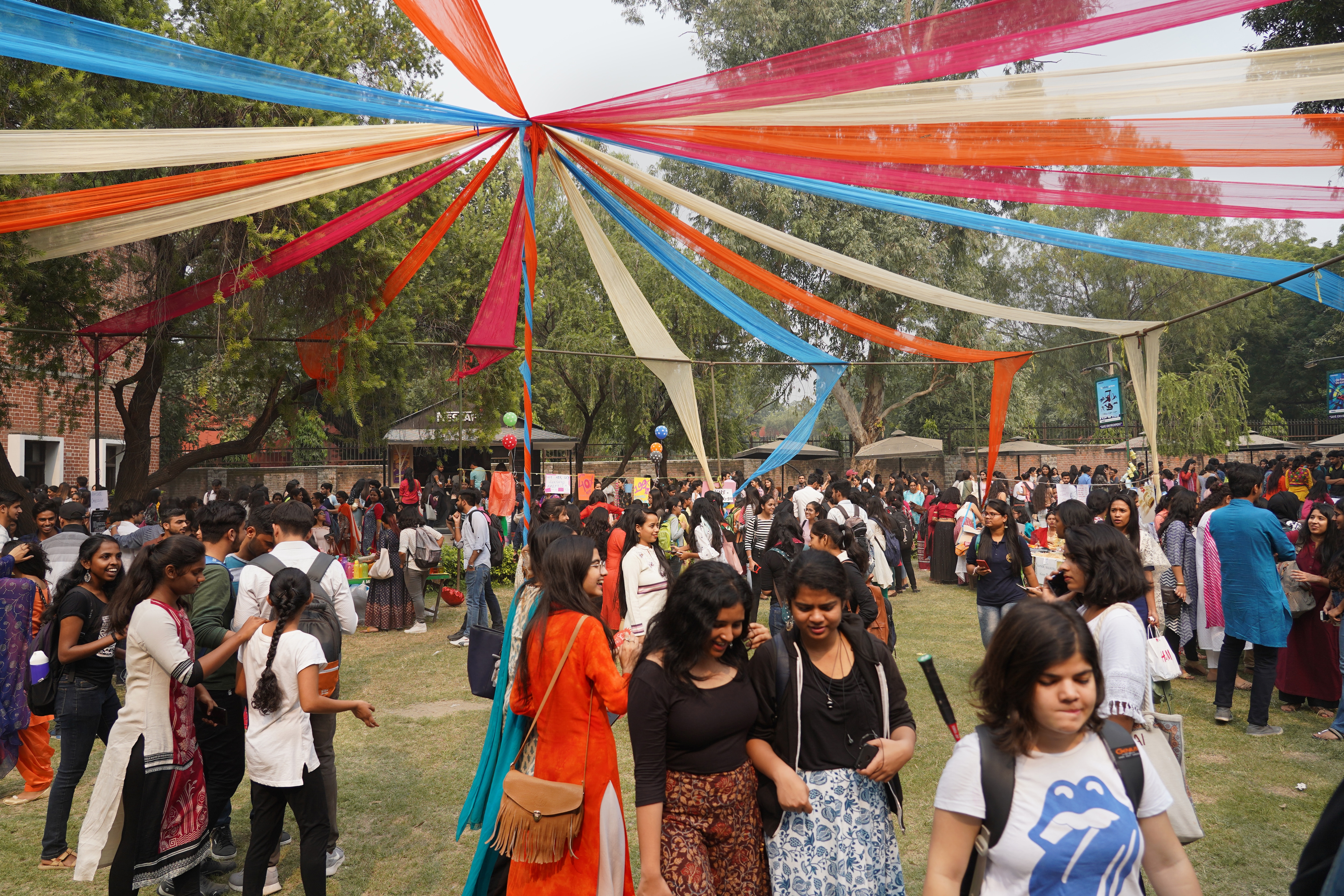 Diwali Mela at various colleges in DU offers a combination of fun, food, ambience, dance stage, pictures, games, and what not! (Photo: Gokul VS/HT) Diwali Mela at various colleges in DU offers a combination of fun, food, ambience, dance stage, pictures, games, and what not! (Photo: Gokul VS/HT)