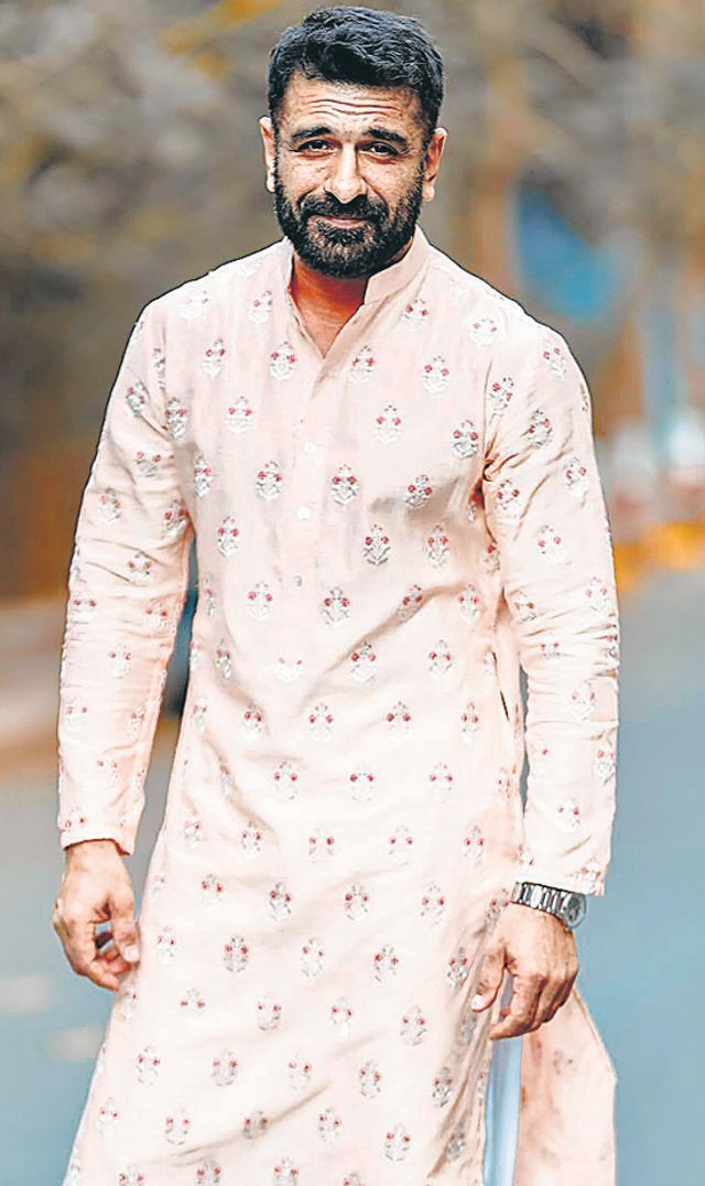 Eijaz Khan Eijaz Khan