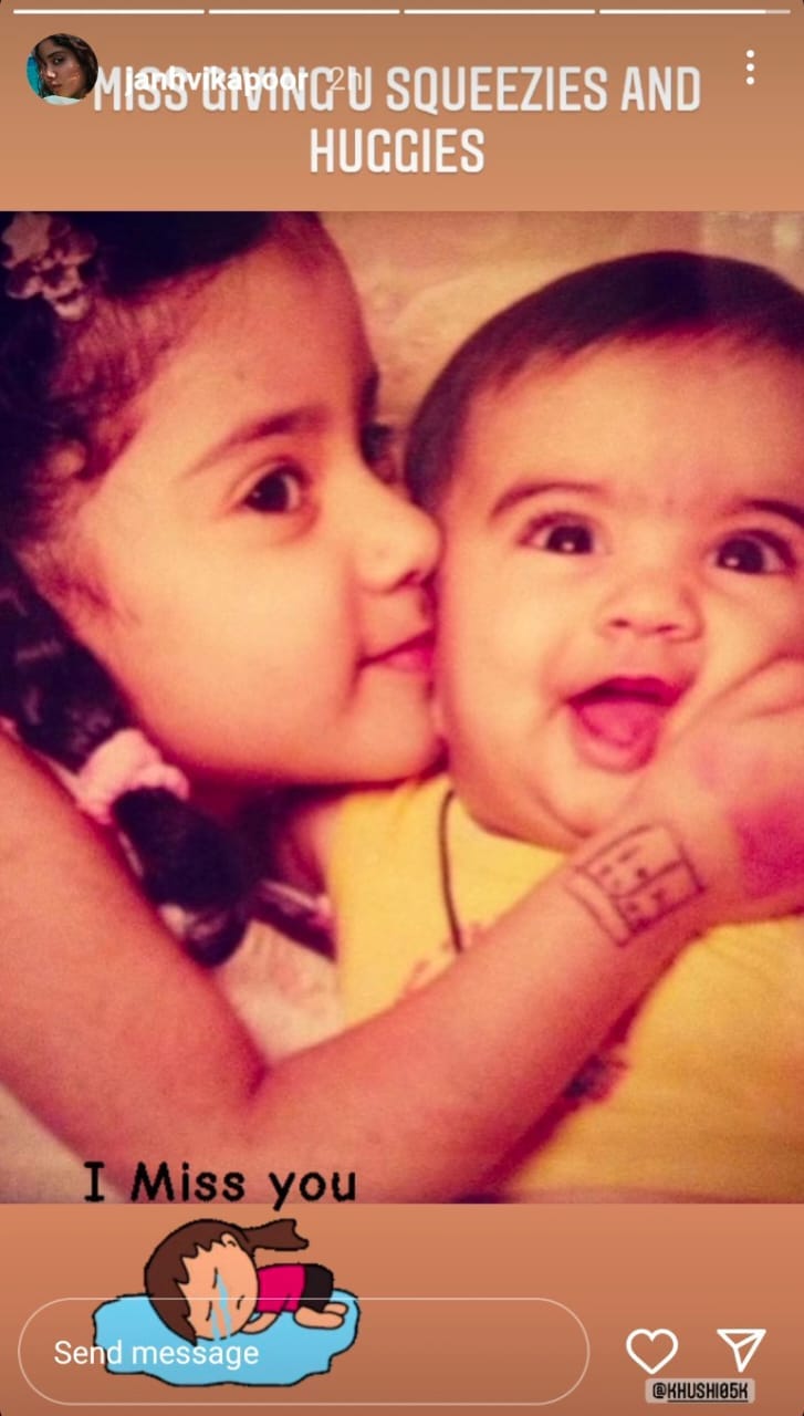 Janhvi Kapoor shares throwback pic with Khushi Kapoor.