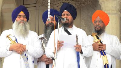Akal Takht acting jathedar Giani Harpreet Singh pronouncing the Sikh clergy’s decision in the case of distortion of Gurbani, in Amritsar on Tuesday. (Sameer Sehgal/HT) Akal Takht acting jathedar Giani Harpreet Singh pronouncing the Sikh clergy’s decision in the case of distortion of Gurbani, in Amritsar on Tuesday. (Sameer Sehgal/HT)