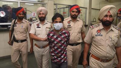A day after a man was arrested for allegedly hacking his friend to death, investigations have revealed that the accused had cycled with the slain body cut into pieces for 10 kilometres, without any fear of the police. (Harvinder Singh/HT) A day after a man was arrested for allegedly hacking his friend to death, investigations have revealed that the accused had cycled with the slain body cut into pieces for 10 kilometres, without any fear of the police. (Harvinder Singh/HT)