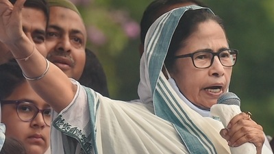 Kolkata: West Bengal Chief Minister Mamata Banerjee addresses Muslims after they offered prayers at the Red Road on the occasion of Eid-ul-Fitr in Kolkata, Tuesday, (PTI) Kolkata: West Bengal Chief Minister Mamata Banerjee addresses Muslims after they offered prayers at the Red Road on the occasion of Eid-ul-Fitr in Kolkata, Tuesday, (PTI)