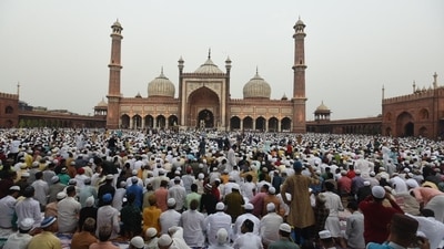 Meanwhile, Police have also deployed adequate security arrangements around Jama Masjid to avoid any mishappening. (HT Photo/Raj K Raj) Meanwhile, Police have also deployed adequate security arrangements around Jama Masjid to avoid any mishappening. (HT Photo/Raj K Raj)