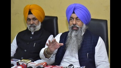 DSGMC chief accuses SGPC of discriminating against Delhi Sikha (HT) DSGMC chief accuses SGPC of discriminating against Delhi Sikha (HT)