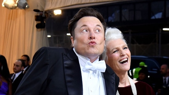 CEO, and chief engineer at SpaceX, Elon Musk and his mother, supermodel Maye Musk, arrive for the 2022 Met Gala (Photo by ANGELA WEISS / AFP)(AFP)